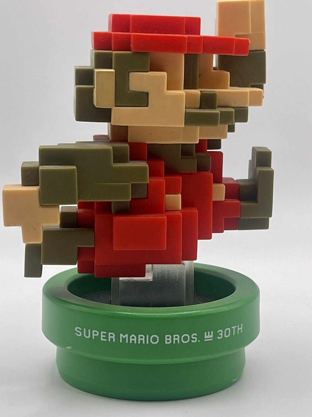 Mario 8 Bit Nintendo Amiibo
