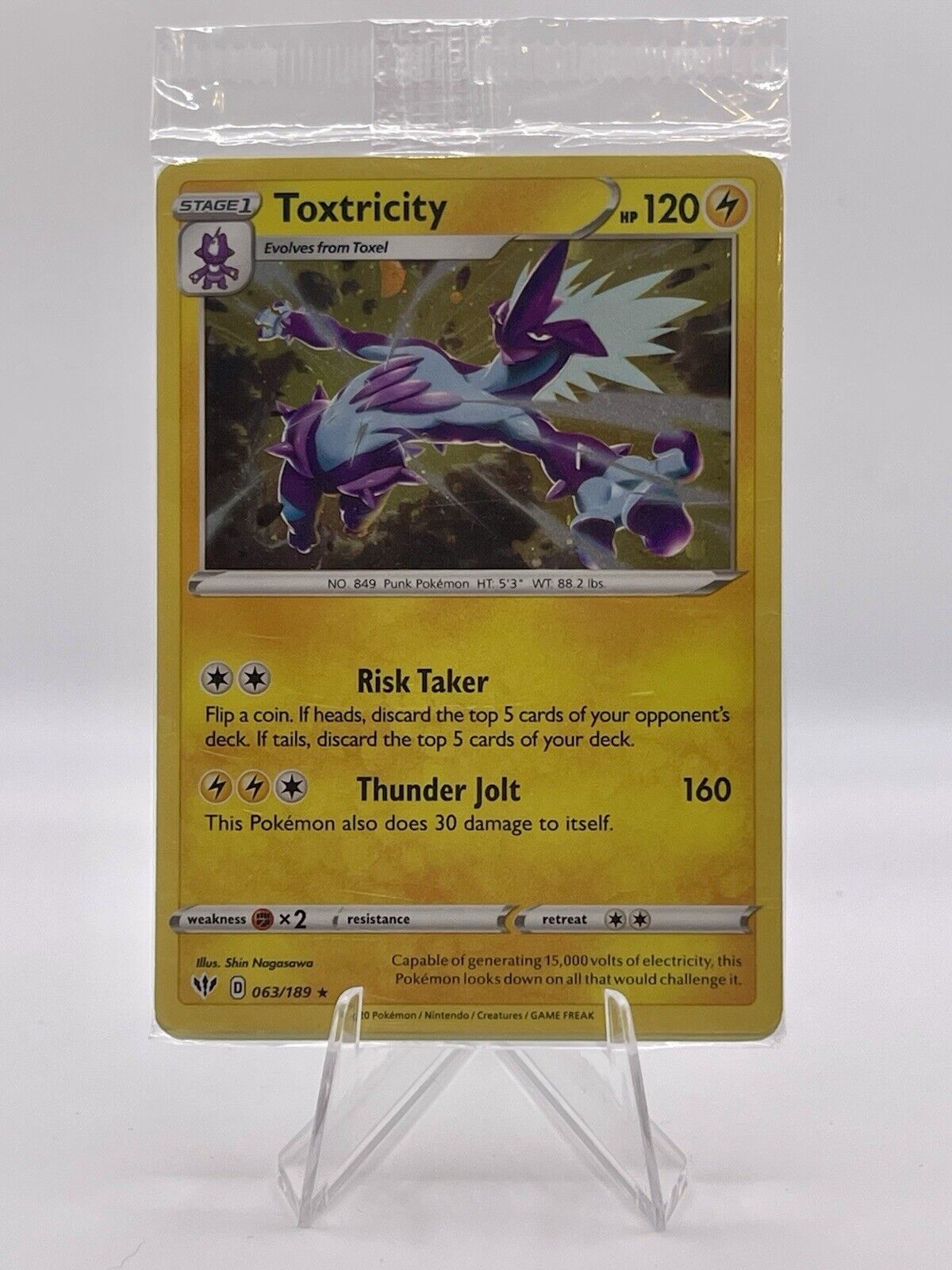 Toxtricity 63/189 Darkness Ablaze Cosmos Holo